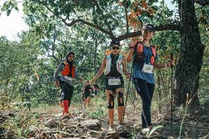 BIB: 
                            <button type="button" onclick="openModal(26109923)" class="btn btn-primary btn-sm float-right btn-popup" data-toggle="modal" data-target=".modal-high-quality">
                        <i class="fas fa-shopping-cart"></i> Add to Cart
                    </button>
                                            <button type="button" onclick="isThisMe(26109923, true)" class="btn btn-success btn-sm float-right btn-popup btn-isme hidden" data-toggle="tooltip" data-placement="bottom" title="นี่คือรูปของคุณใช่ไหม คลิกที่นี่เพื่อเอาเข้าอัลบั้ม">
                        <i class="fas fa-plus"></i> Add to album
                    </button>
                    <button type="button" onclick="isThisMe(26109923, false)" class="btn btn-warning btn-sm float-right btn-popup btn-isnotme hidden">
                        <i class="fas fa-ban"></i> Remove from album
                    </button>